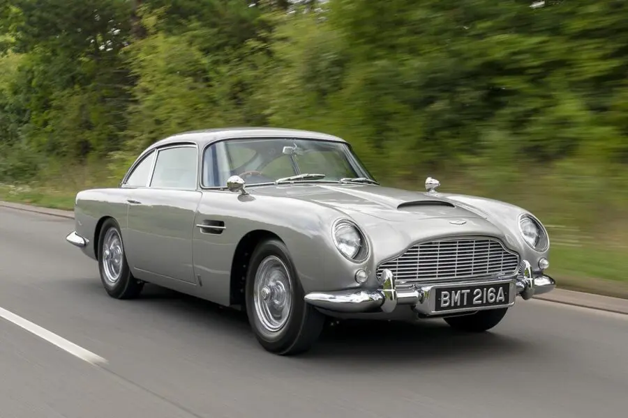 Aston Martin DB5 Goldfinger